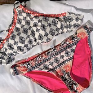BECCA by Rebecca Virtue Bikini Set Large Bottom and Medium Halter Style Top